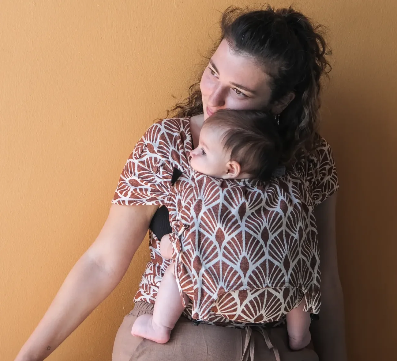 baby carriers The Ultimate Guide to Baby Carriers: Which One is Right for You?